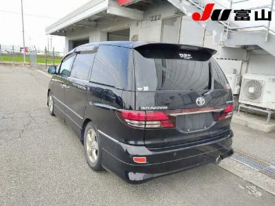 Toyota ESTIMA L
