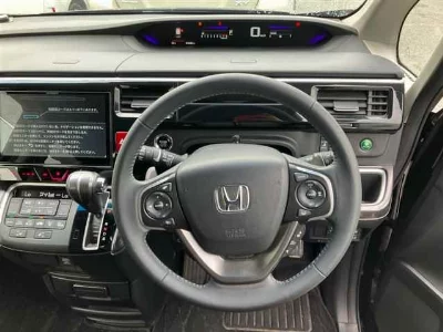 Honda STEPWGN SPADA