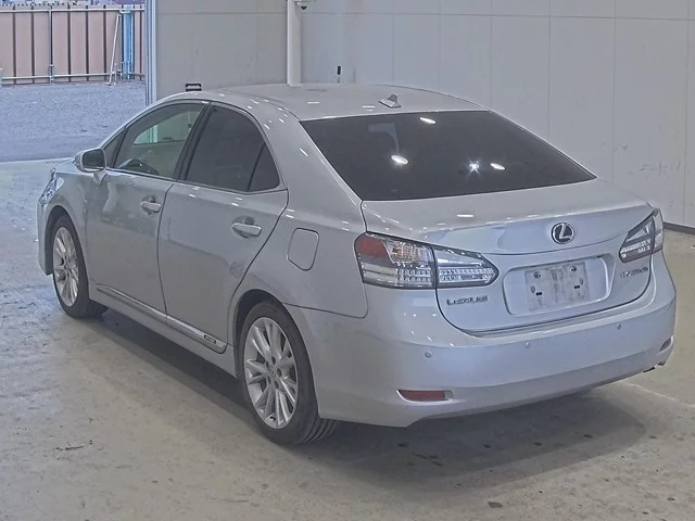 Lexus HS250h  с аукциона в Японии