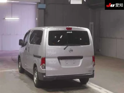 Nissan NV200 VANETTE VAN