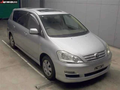 Toyota Ipsum