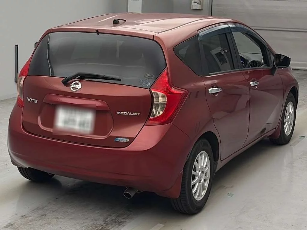 Nissan Note  с аукциона в Японии