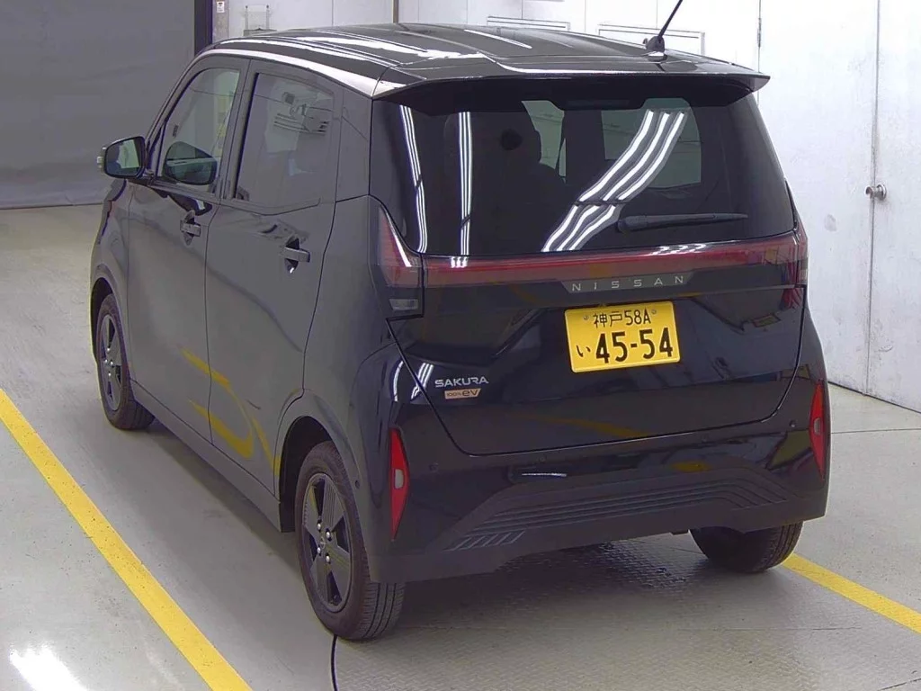 Nissan Sakura  с аукциона в Японии