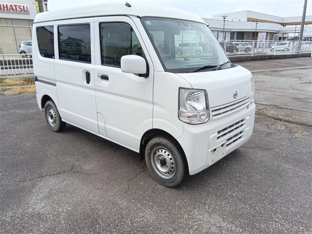 Nissan NV100 Clipper  с аукциона в Японии
