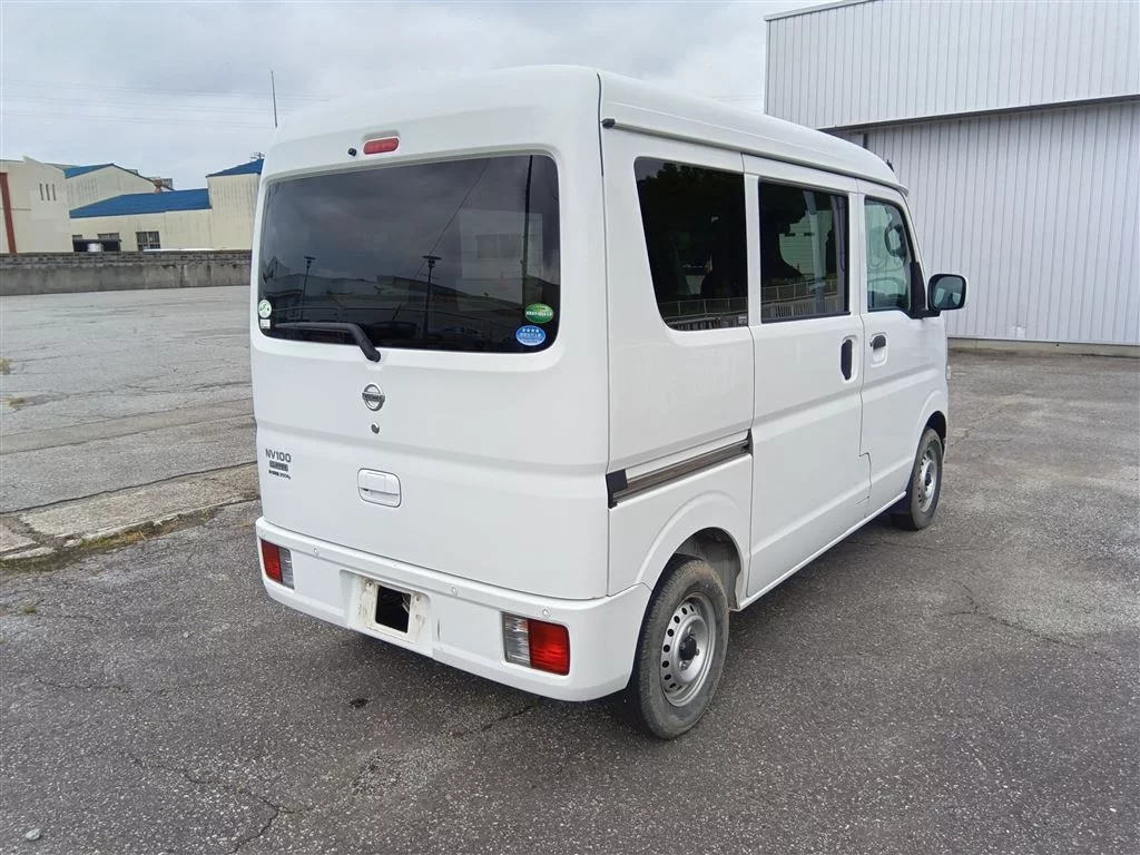 Nissan NV100 Clipper  с аукциона в Японии
