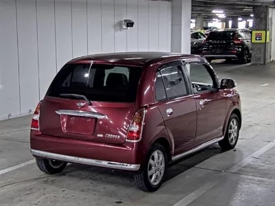 Daihatsu Mira Gino