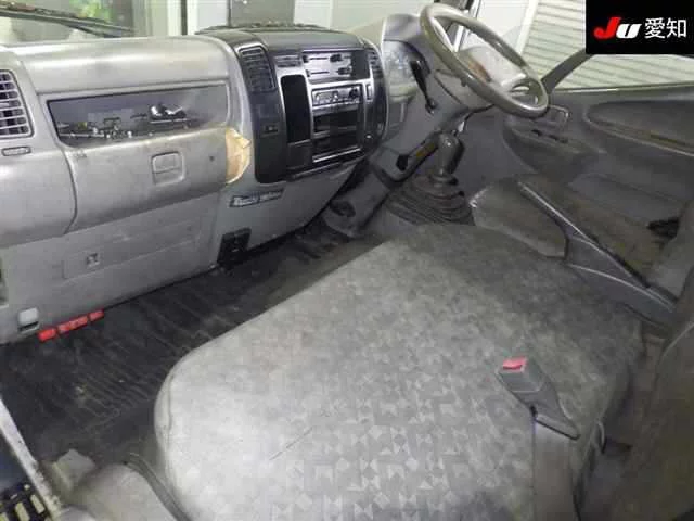 Toyota DYNA VAN  с аукциона в Японии