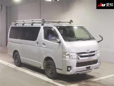 Toyota HiAce Van