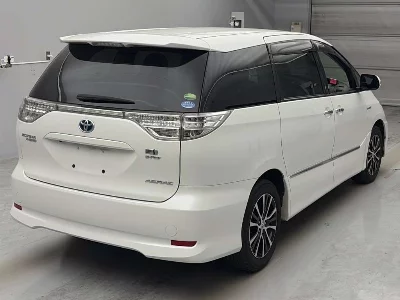 Toyota Estima Hybrid