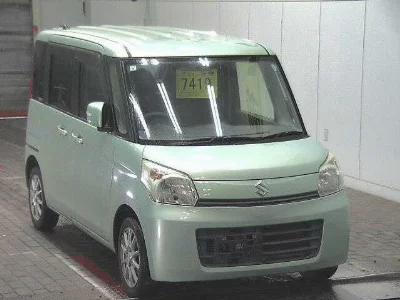 Suzuki Spacia