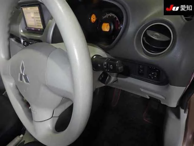 Mitsubishi i  с аукциона в Японии