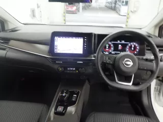 Nissan Aura