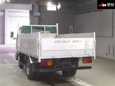 Mitsubishi Fuso Canter