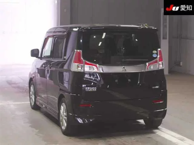 Mitsubishi Delica D:2  с аукциона в Японии