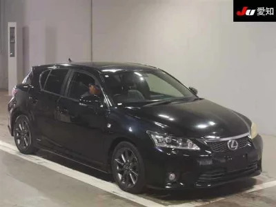 Lexus CT200h