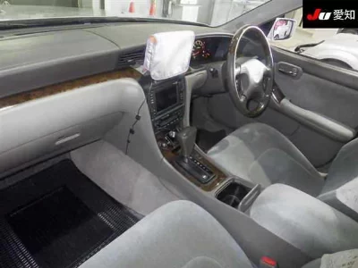 Nissan Laurel
