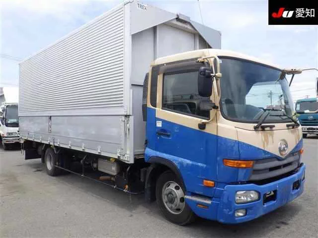 Nissan UD TRUCK S  с аукциона в Японии