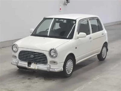 Daihatsu Mira Gino