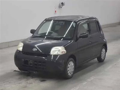 Daihatsu Esse