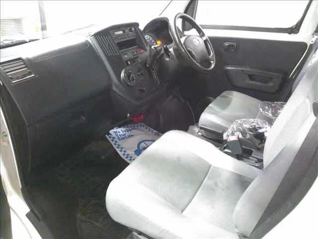 Toyota LiteAce Van  с аукциона в Японии