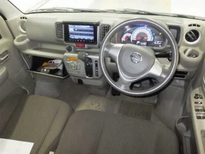 NISSAN NV100 CLIPPER RIO