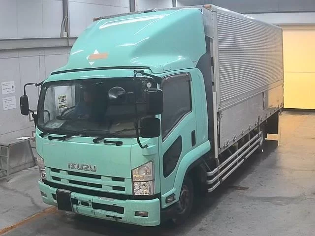 Isuzu Forward  с аукциона в Японии