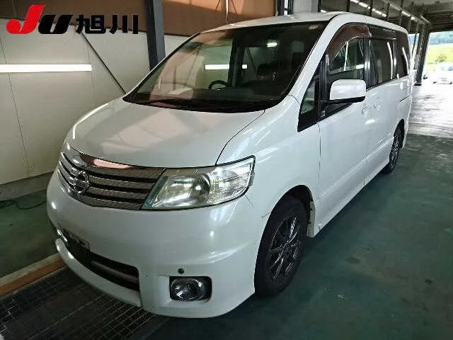 Nissan Serena  с аукциона в Японии