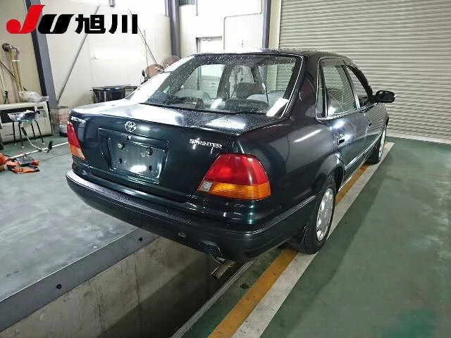 Toyota Sprinter  с аукциона в Японии