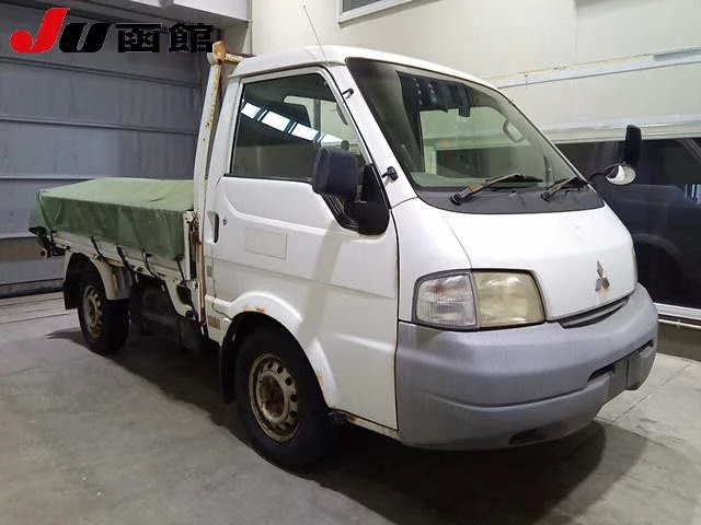 Mitsubishi Delica Truck  с аукциона в Японии