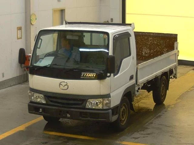 Mazda Titan  с аукциона в Японии