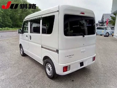MITSUBISHI MINICAB