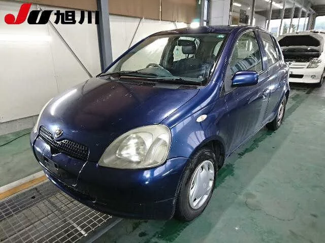 Toyota Vitz  с аукциона в Японии