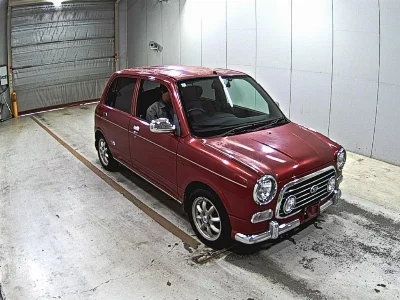 Daihatsu Mira Gino