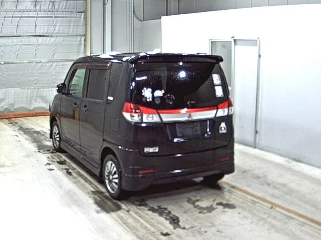 Mitsubishi Delica D:2  с аукциона в Японии