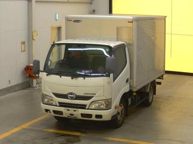 Hino Dutro  с аукциона в Японии