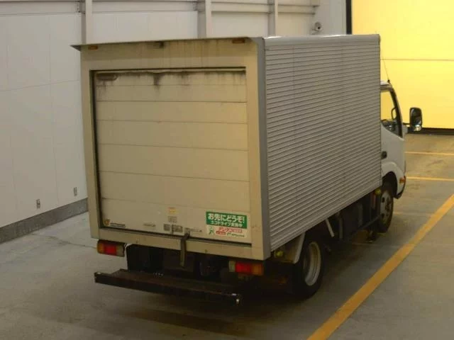 Hino Dutro  с аукциона в Японии