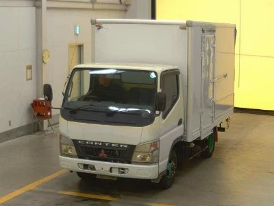 Mitsubishi Fuso Canter