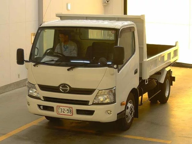 Hino Dutro  с аукциона в Японии
