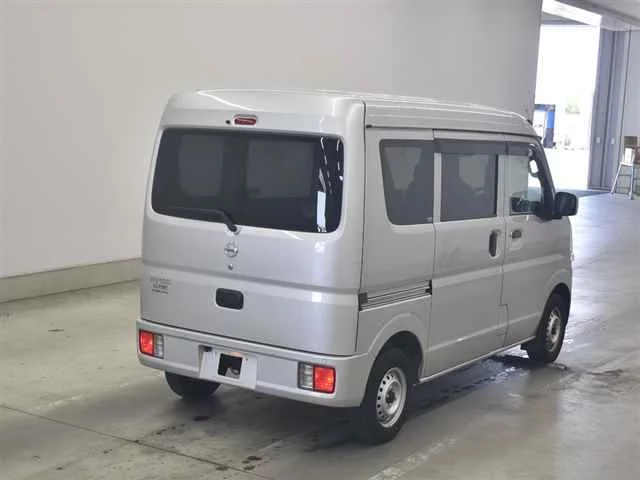 Nissan NV100 Clipper  с аукциона в Японии