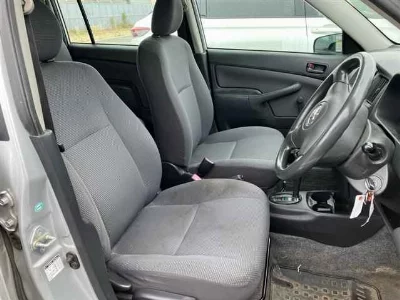 Toyota SUCCEED VAN