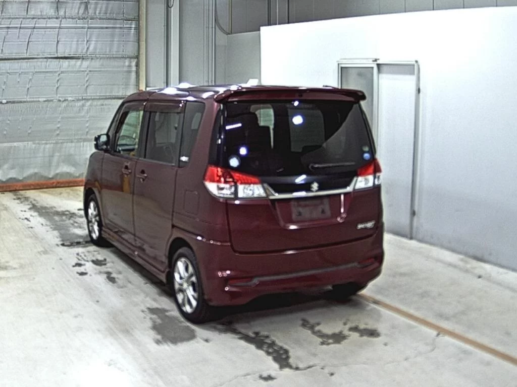 Suzuki Solio Bandit  с аукциона в Японии