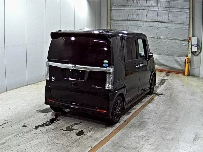 Honda N BOX CUSTOM