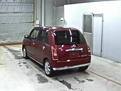 Daihatsu Mira Gino