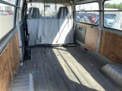Nissan Caravan