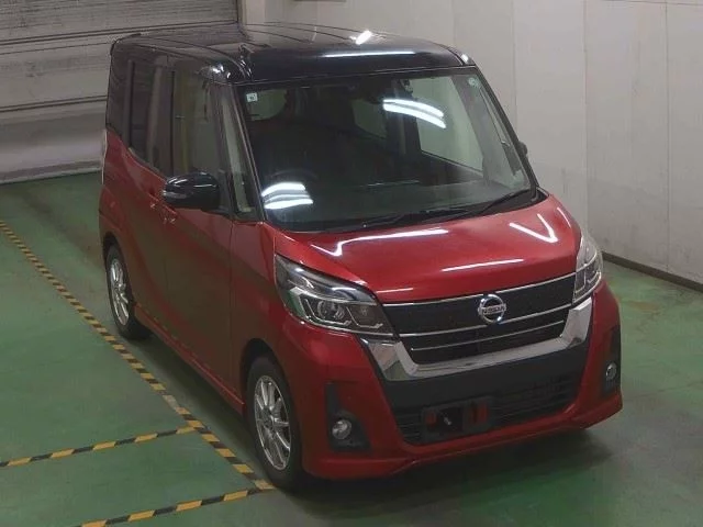 Nissan Dayz Roox  с аукциона в Японии