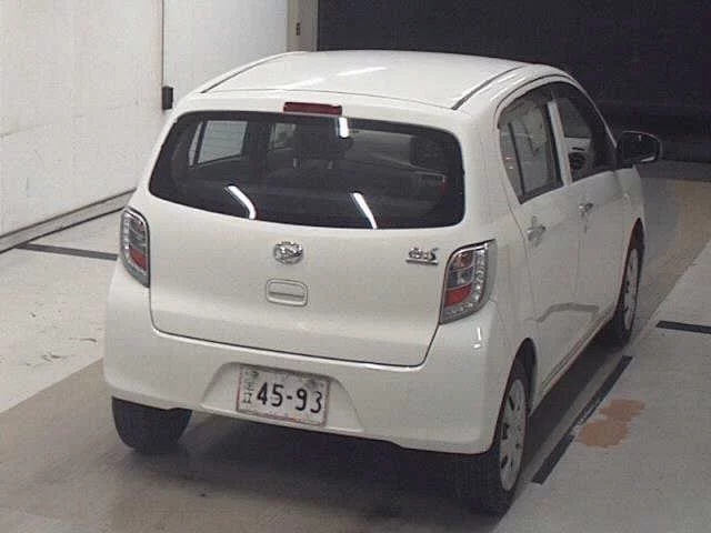 Daihatsu Mira e:S  с аукциона в Японии