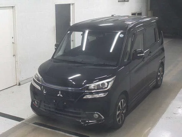 Mitsubishi Delica D:2  с аукциона в Японии