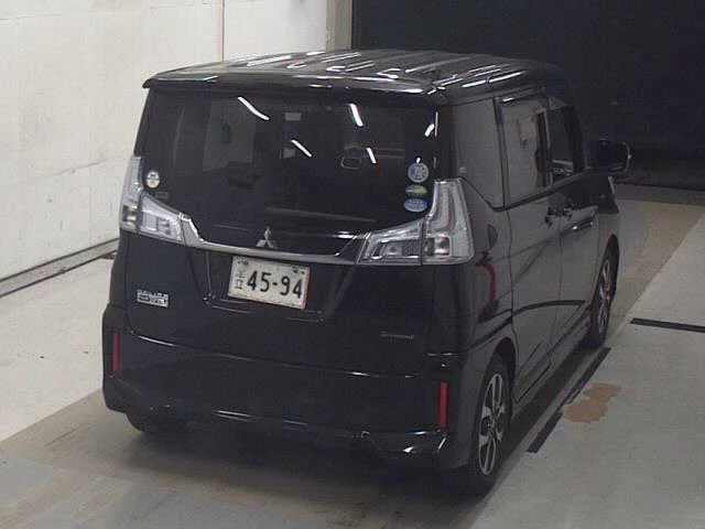 Mitsubishi Delica D:2  с аукциона в Японии