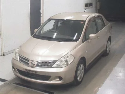 Nissan Tiida Latio