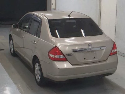 Nissan Tiida Latio